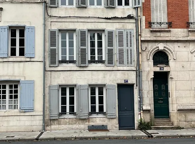L'appart Sur Jardin 42m2 Tres Calme Apartmán *