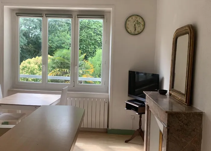 L'appart Sur Jardin 42m2 Tres Calme